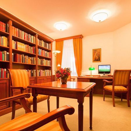 Gda Hotel Hildastift Am Kurpark Висбаден Экстерьер фото