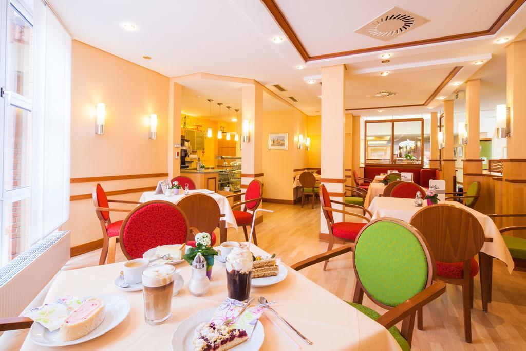 Gda Hotel Hildastift Am Kurpark Висбаден Экстерьер фото