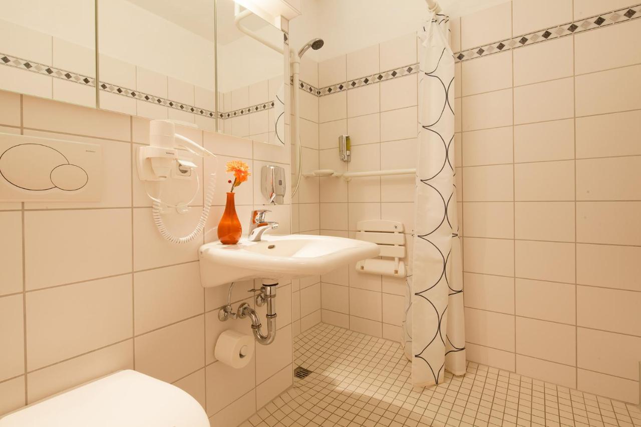 Gda Hotel Hildastift Am Kurpark Висбаден Экстерьер фото